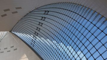 건물 면의 기하학적 사진