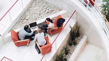 Image of members of an SAP User Group sharing information