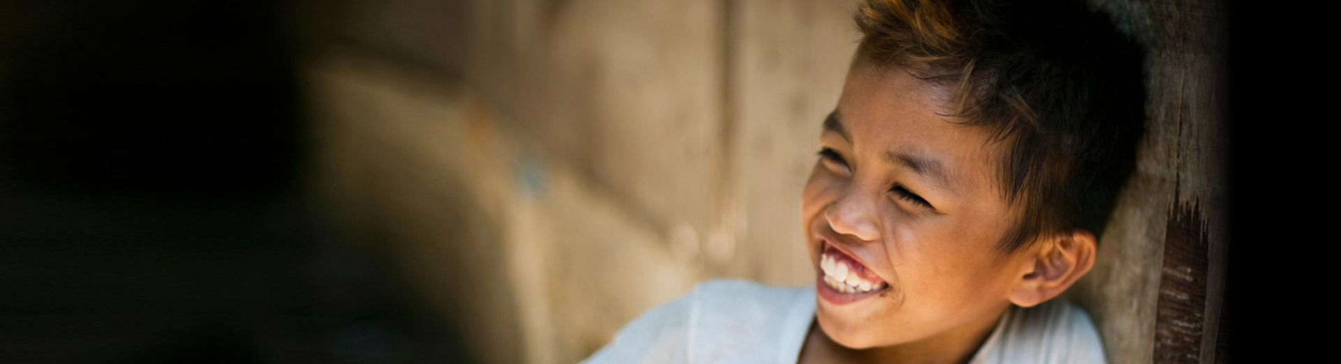 menino sorrindo representando as soluções SAP para sustentabilidade