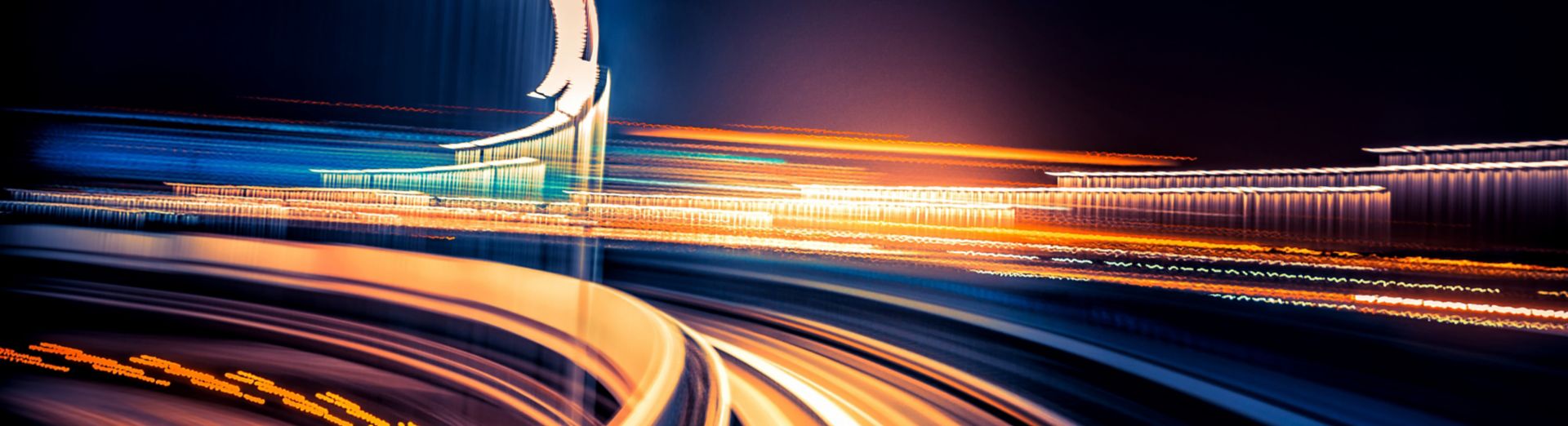 Сеть соединенных автомагистралей, символизирующая SAP Business Network
