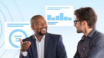 To kolleger, der arbejder sammen